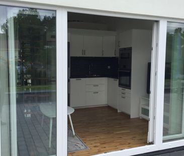 Gamla Södertäljevägen, Segeltorp - Photo 6