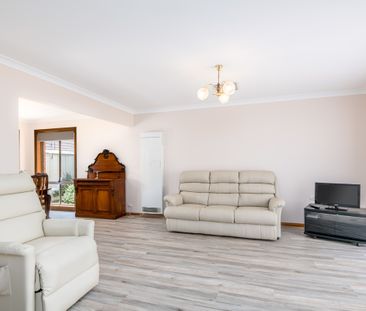 Beautifully Renovated Unit - Photo 3