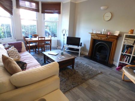 Thornton Avenue - Photo 2