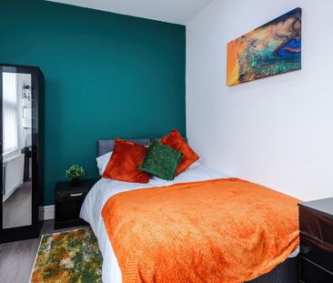 5 bedroom end of terrace house to rent - Photo 5