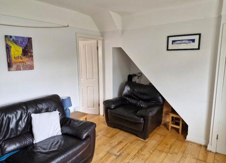 2 bedroom semi-detached house to rent - Photo 2