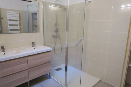 Location Maison 4 pièces 114m² GIGNAC 34150 - Photo 5