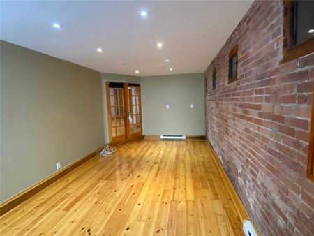 For Lease - 22 Croft Street, Toronto, Ontario - Photo 2