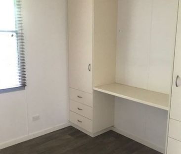 3 Chibnall St, Port Elliot SA 5212 - House For Rent | Domain - Photo 5