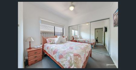 Modern 4-Bedroom Home in a Prime Location - Photo 3