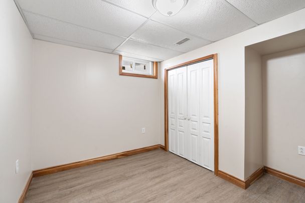 For Lease - 11 Broadmore Avenue Unit# LOWER, St. Catharines, Ontario - Photo 1
