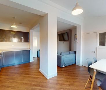 4 bedroom house to rent - Photo 3