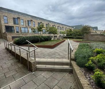 Flat, Caledonian Building, Mill Hill, NW7 - Photo 6