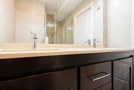 Avenida del Mediterráneo, Madrid, Community of Madrid 28007 - Photo 3