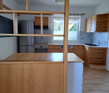 Geräumige Maisonettewohnung mit Privatgarten und 2 Stellplätzen in ... - Photo 5