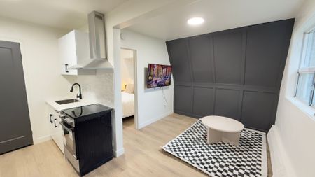 For Lease - 60 Triller Avenue, Toronto, Ontario - Photo 2