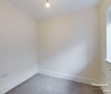 4 bedroom townhouse to rent - Photo 3