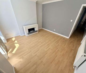 Grove Road, Stockingford, CV10 - Photo 1