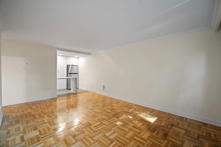 For Lease - 165 Balliol Street Unit# 207, Toronto, Ontario - Photo 2