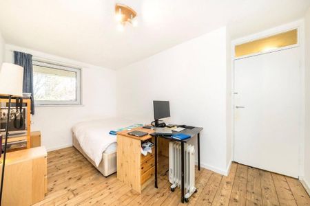 3 bedroom maisonette to rent - Photo 4