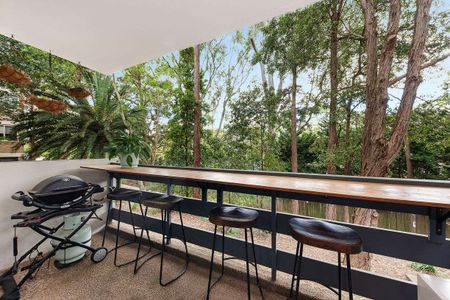 Renovated Ground Floor in Quiet Position - Photo 3