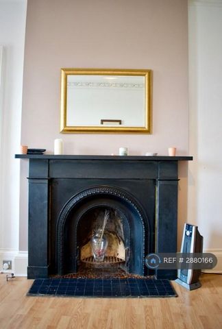 3 bedroom flat to rent - Photo 2
