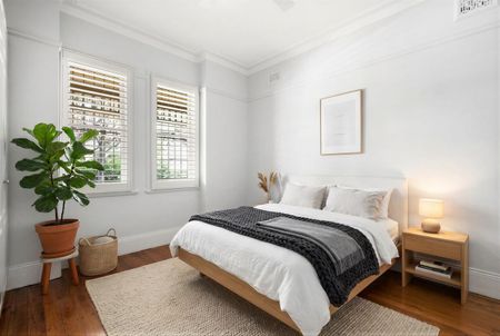 Two Bedroom Bungalow In The Heart Of Marrickville - Photo 4
