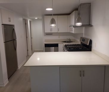 For Lease - 129 Walmer Road Unit# Lower, Toronto, Ontario - Photo 2