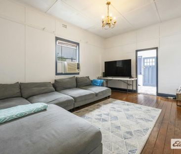 Central, Double Storey Family Home - Photo 1