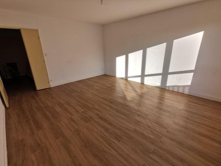 « AVIGNON EM - APPARTEMENT T3 69.56M² AVEC BALCON » - Photo 4