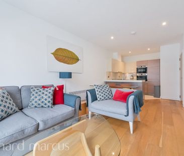 Bromyard Avenue, London - Photo 1