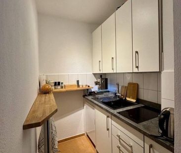 Helle 1-Zimmer Wohnung mit Balkon zur Zwischenmiete - Photo 3