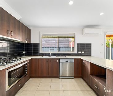 Light-Filled Family Home in Truganina – Zoned to Top Schools - Photo 6