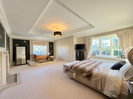 4 bedroom semi-detached house to rent - Photo 5