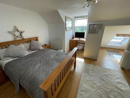 Room in a Shared House, Barking Road, E13 - Photo 4