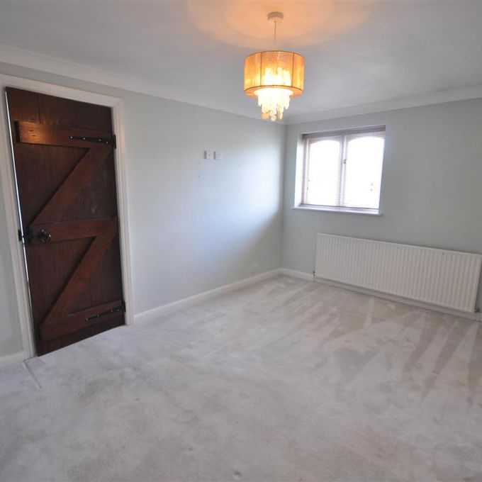 2 bedroom semi-detached house to rent - Photo 1