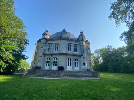 Appartement Château de Beire Le Chatel 5 pièce(s) 3 ch 2 sdb 160 m2 2places de parking et 1 cellier - Photo 4