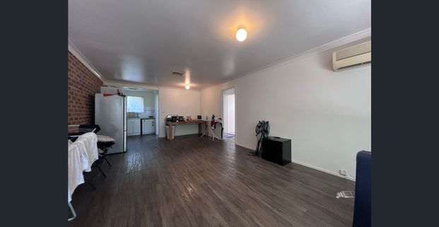 Two-Bedroom Unit Close to Ipswich CBD & Transport - Photo 1