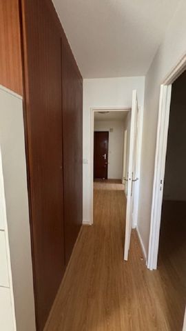 Location Appartement 3 pièces 84m² - Photo 4