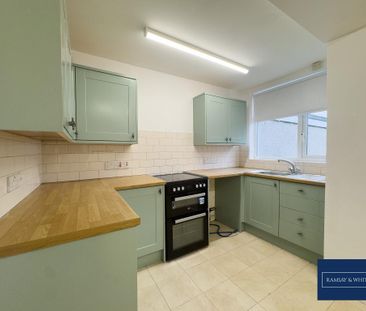 3 bedroom terraced house to rent - Photo 4