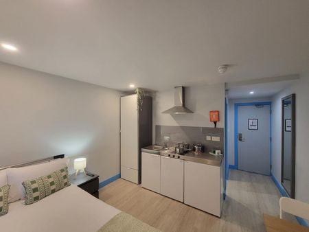 Studio Flat, London Road, CR7 - Photo 2