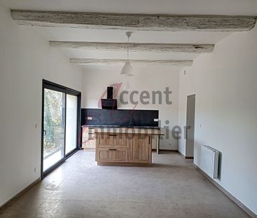 Noves : Appartement T4 avec 3 chambres, résidence avec parking, - Photo 2
