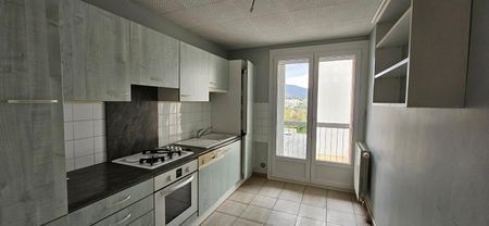 Location Appartement 4 pièces 77m² PRIVAS 07000 - Photo 4