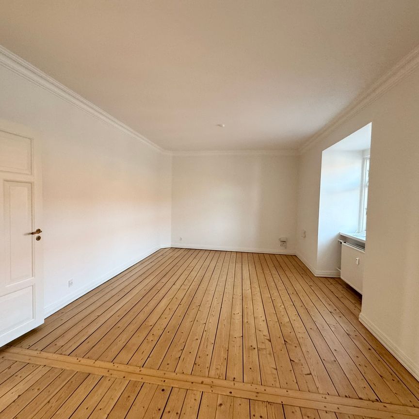 Lys og hyggelig 2-værelses lejlighed tæt på Østre Anlæg - Photo 1