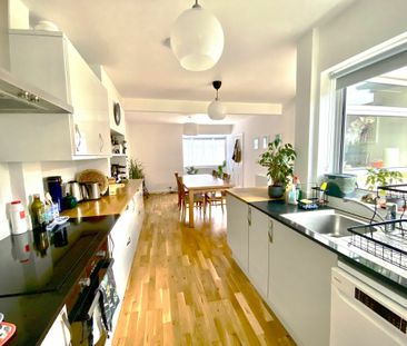 House to rent in Coleridge Road, Cambridge, CB1 3PR - Photo 2