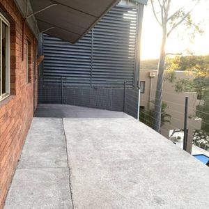 Water frontage home with water view - Photo 2