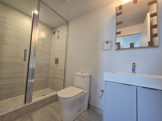 For Lease - 2920 Highway 7 Road Unit# 4706, Vaughan, Ontario - Photo 1