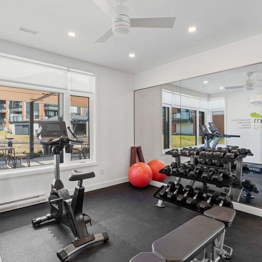 For Lease - 520 PIMIWIDON Street Unit# 106, Manor Park - Cardinal Glen and Area, Ontario - Photo 1