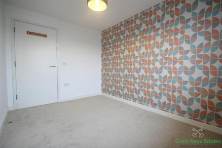 2 bedroom apartment to rent - Photo 3