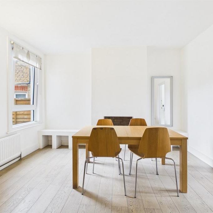 1 bedroom flat to rent - Photo 1
