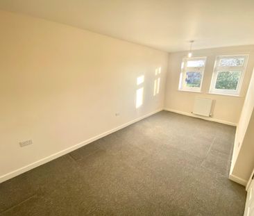 Baker Close, Long Eaton, NOTTINGHAM - Photo 4