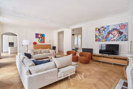 Location appartement, Paris 16ème (75016), 7 pièces, 246.78 m², ref 86751070 - Photo 2