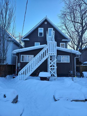 2 Bedroom Lower Unit In City Park - Photo 3