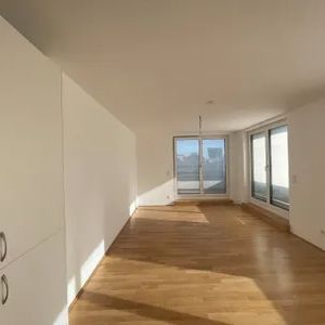 Erstbezug: Neu errichtete 3 Zimmer Dachgeschosswohnung mit Terrasse - Photo 2