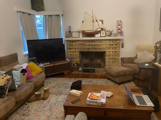 Balwyn North - Photo 1